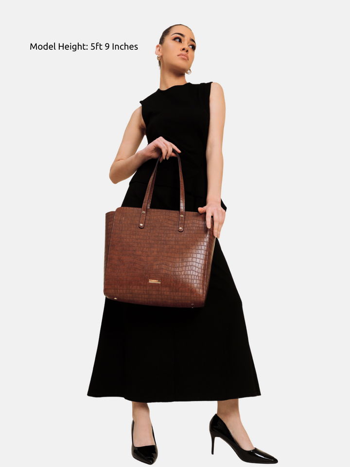 Beyond+ Croco Tote with Zipper Tan + Cosmos Pouch Combo