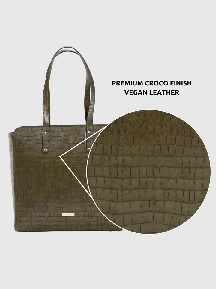 Beyond+ Croco Tote with Zipper Pine Green