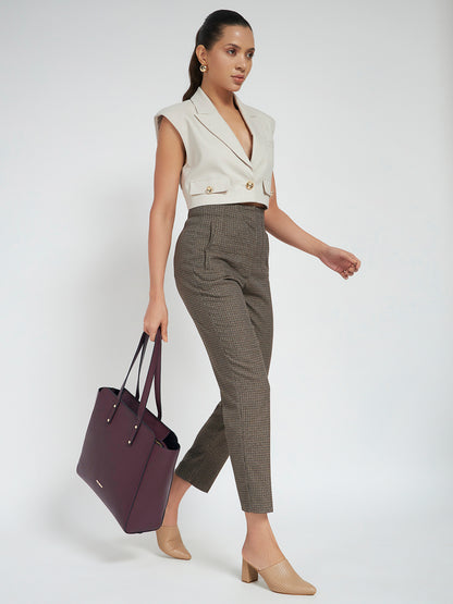 Beyond+ Tote with Zipper Wine (Grained Finish)