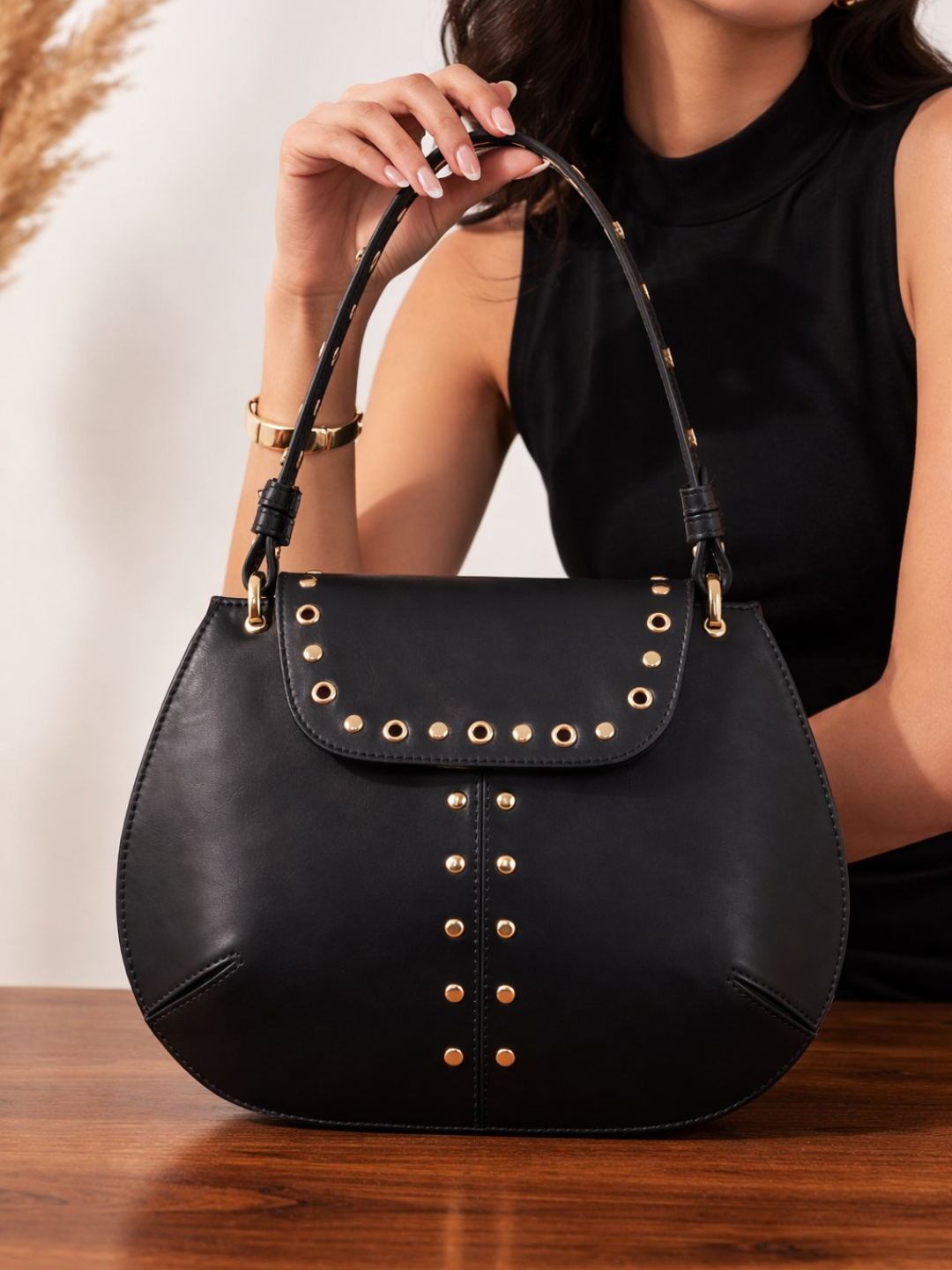 Dew Shoulder Bag - Black