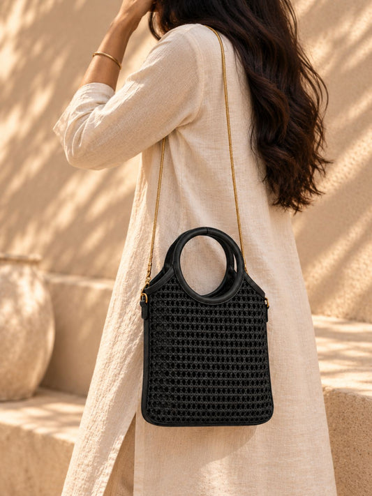 Moon Ring Clutch - Black