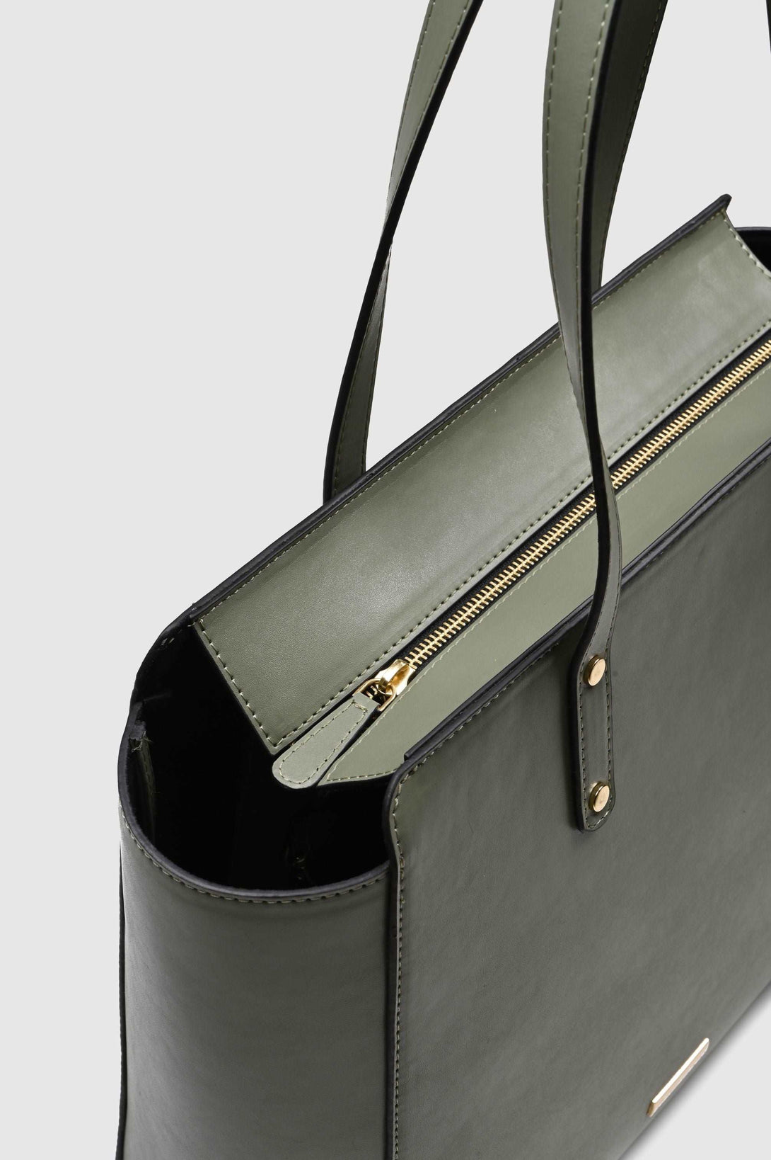 Beyond+ Tote with Zipper