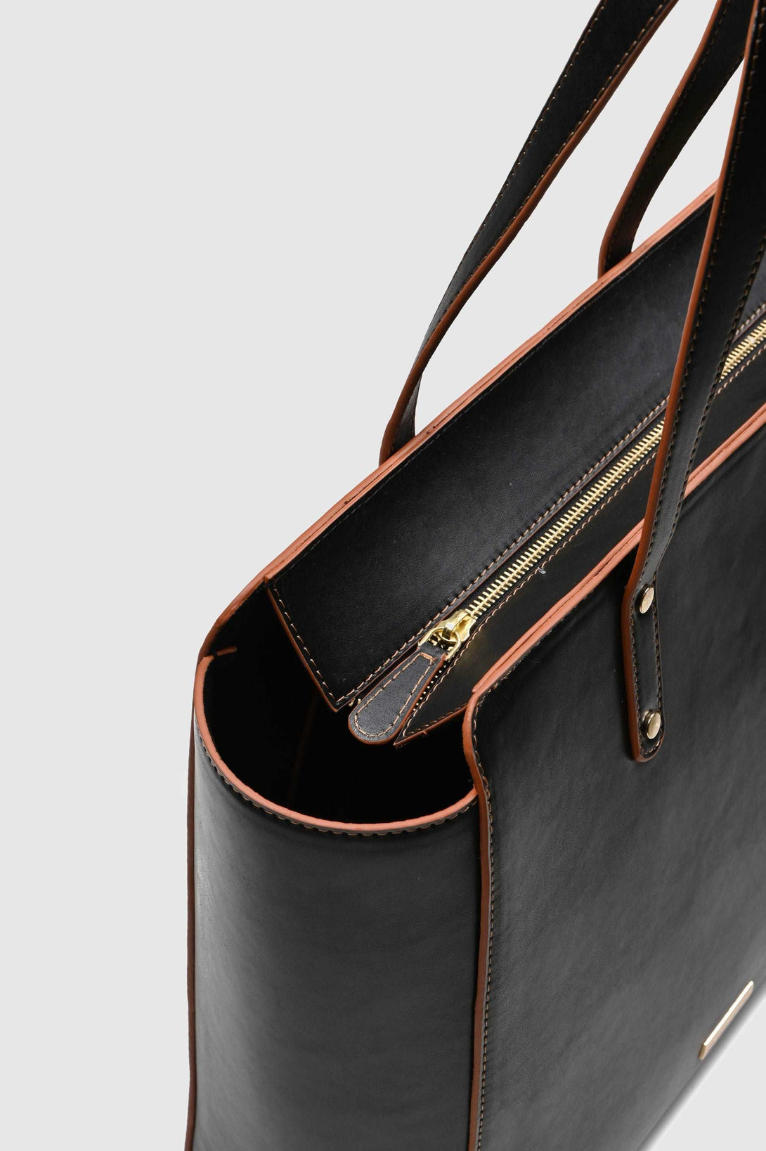 Beyond+ Tote with Zipper