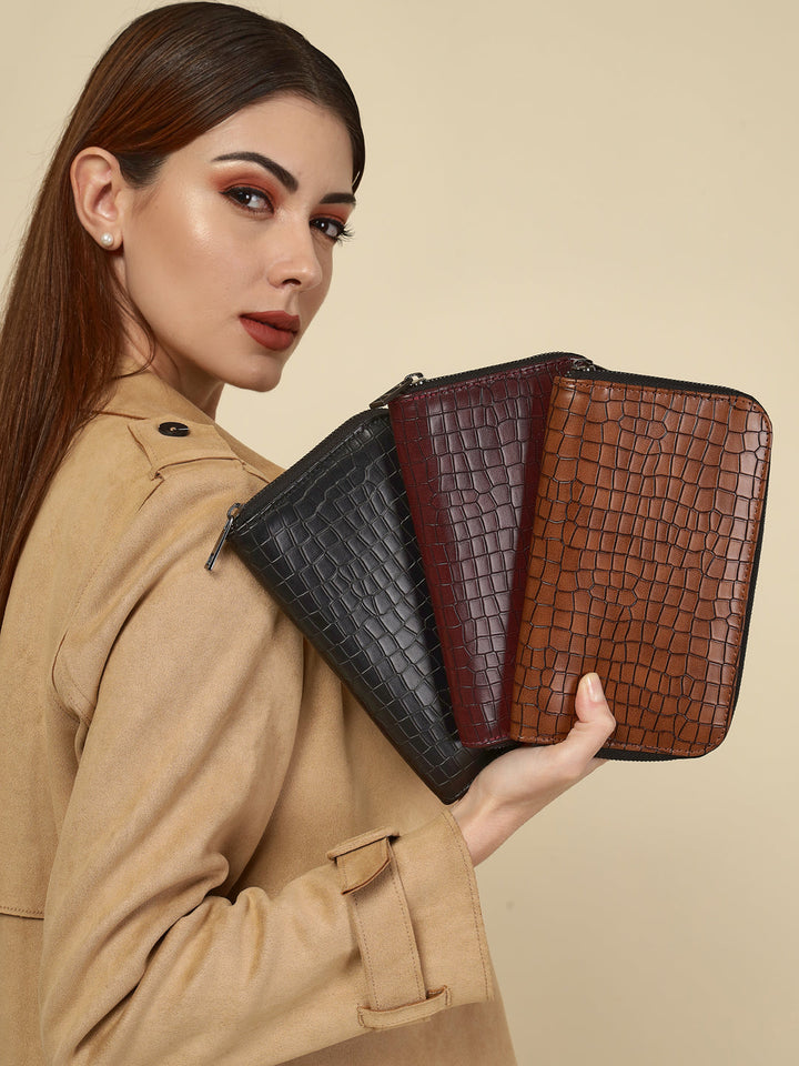 Colossal Wallet for women